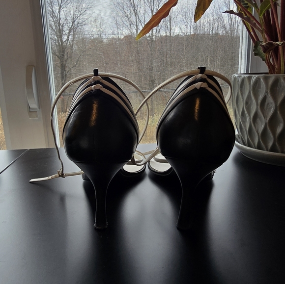 Escada authentic vintage strappy kitten heels - Picture 3 of 5